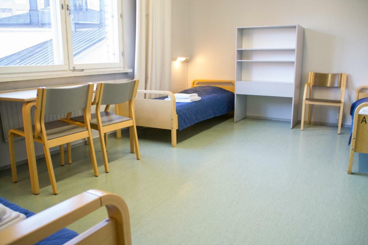 Budget Single Bed 3-Bed Female Dormitory Room